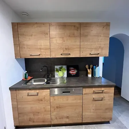Grünberg Apartment *