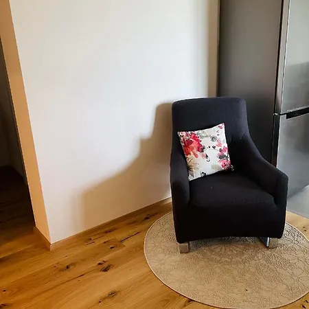 Grünberg Apartment *